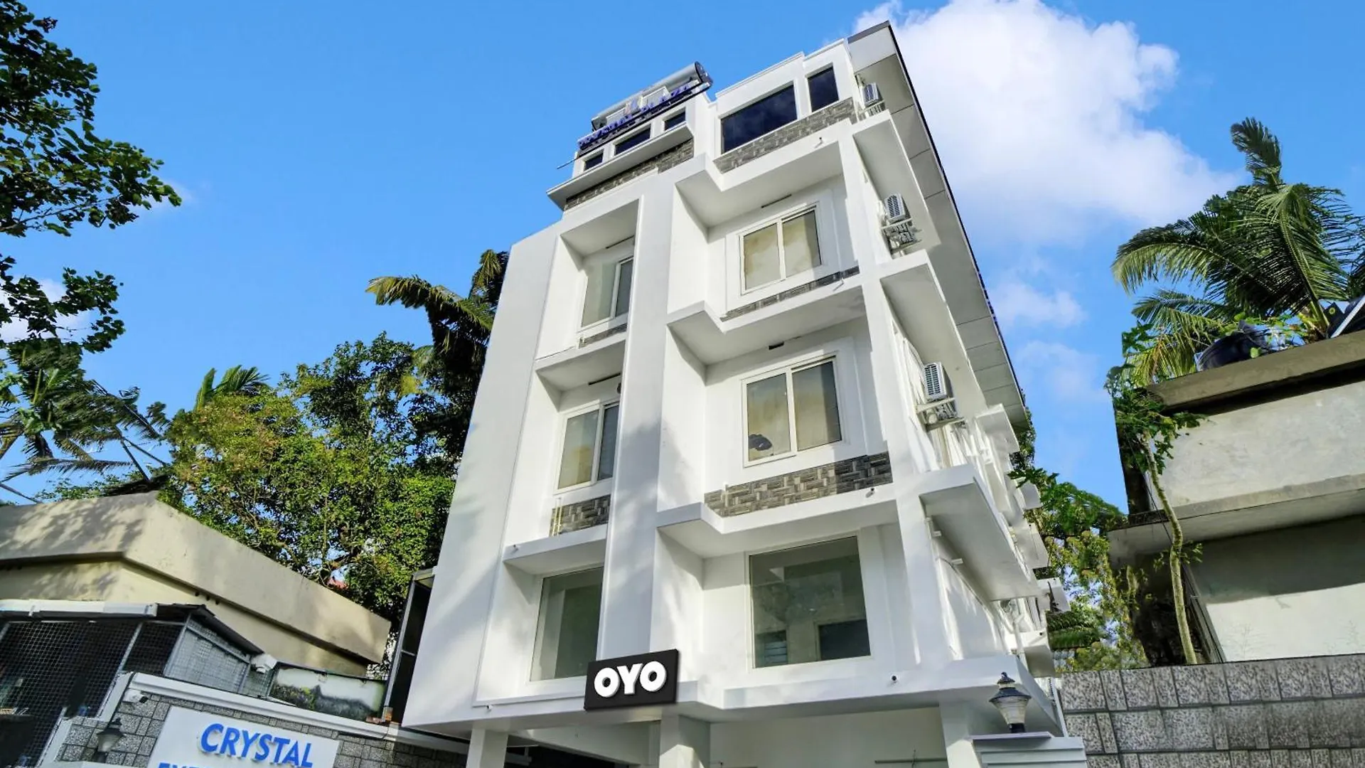****  Hotel O Crystal Executive Suites Kochi Hindistan